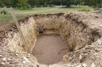 He dug a hole in his yard and all the neighbours were jealous